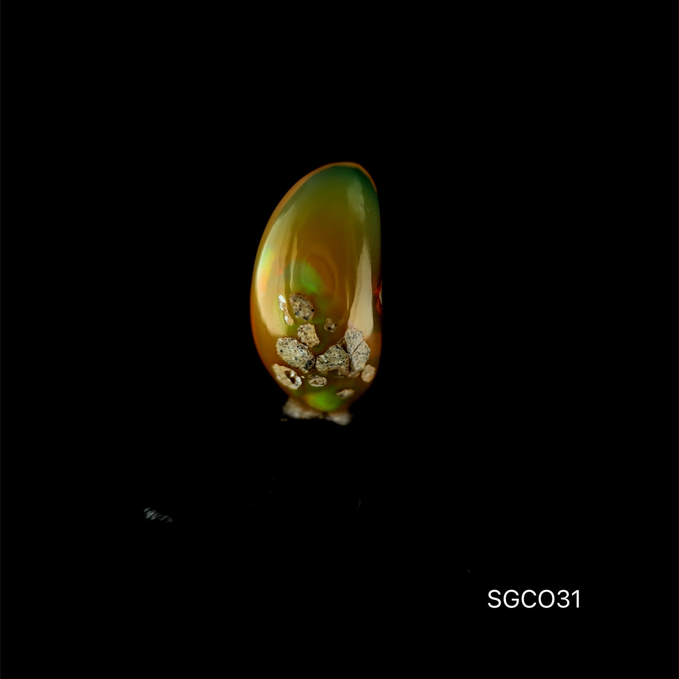 OPALO ETIOPIA 2.97 CTS 8.01 X 15.24 MM
