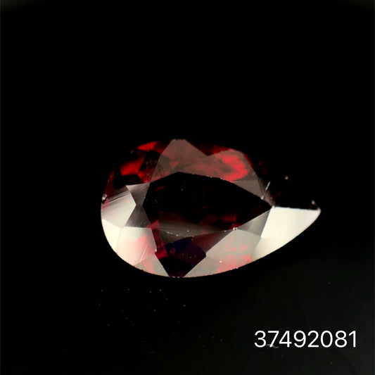 GRANATE PERA 6.180 CTS 9.54 X 14.72 MM