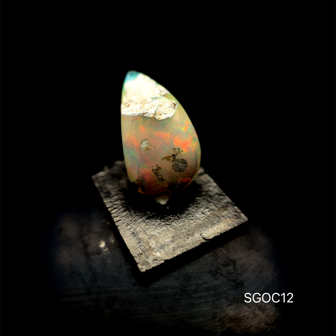 OPALO ETIOPIA 5.20 CTS 11.03 X 18.65 MM