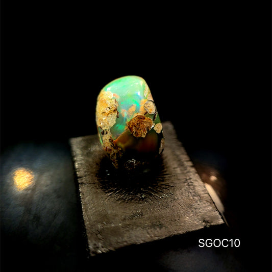 OPALO ETIOPIA 3.27 CTS 9.07 X 12.46 MM