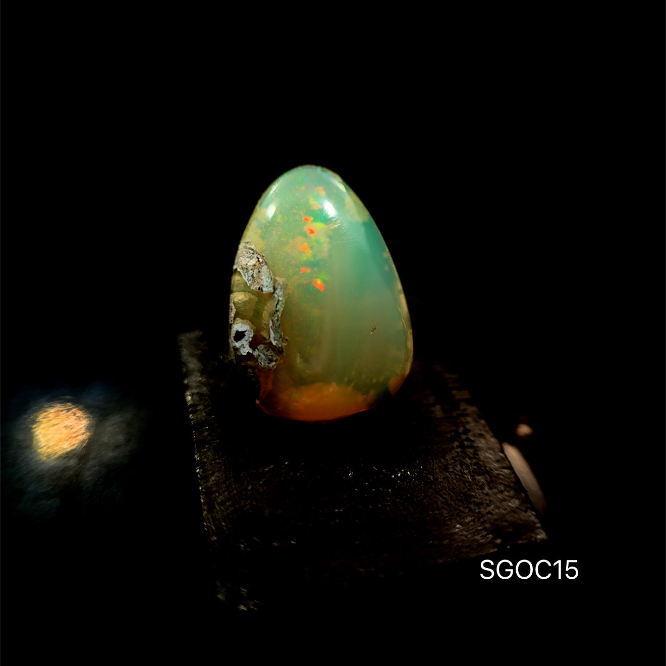 OPALO ETIOPIA 3.09 CTS 10.57 X 14.56 MM