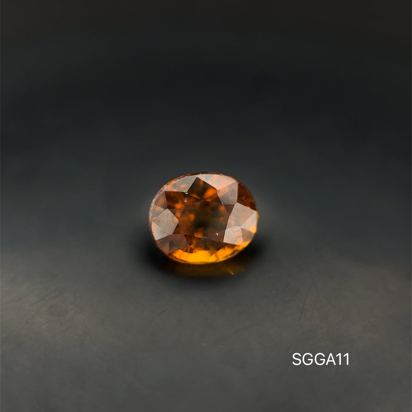 GRANATE AMARILLO OVAL  1.93 CT / 6.21 X 7.45 MM