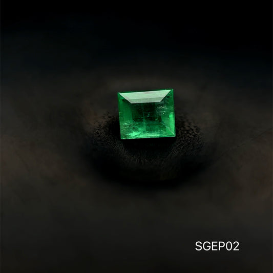 ESMERALDA COLOMBIANA PRINCESS .17 CT/ 3.19 X 3.71 MM