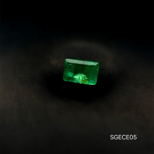 ESMERALDA COLOMBIANA ESMERALDA .21 CT / 2.91 X 4.18 MM