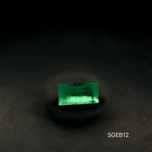 ESMERALDA COLOMBIANA BAGUETTE .35 CT/ 3.05 X 5.71 MM