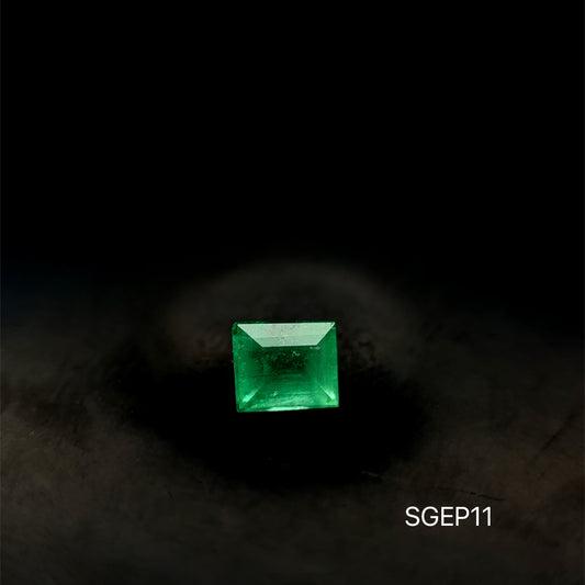 ESMERALDA COLOMBIANA PRINCESS .22 CT/ 3.22 X 3.73 MM