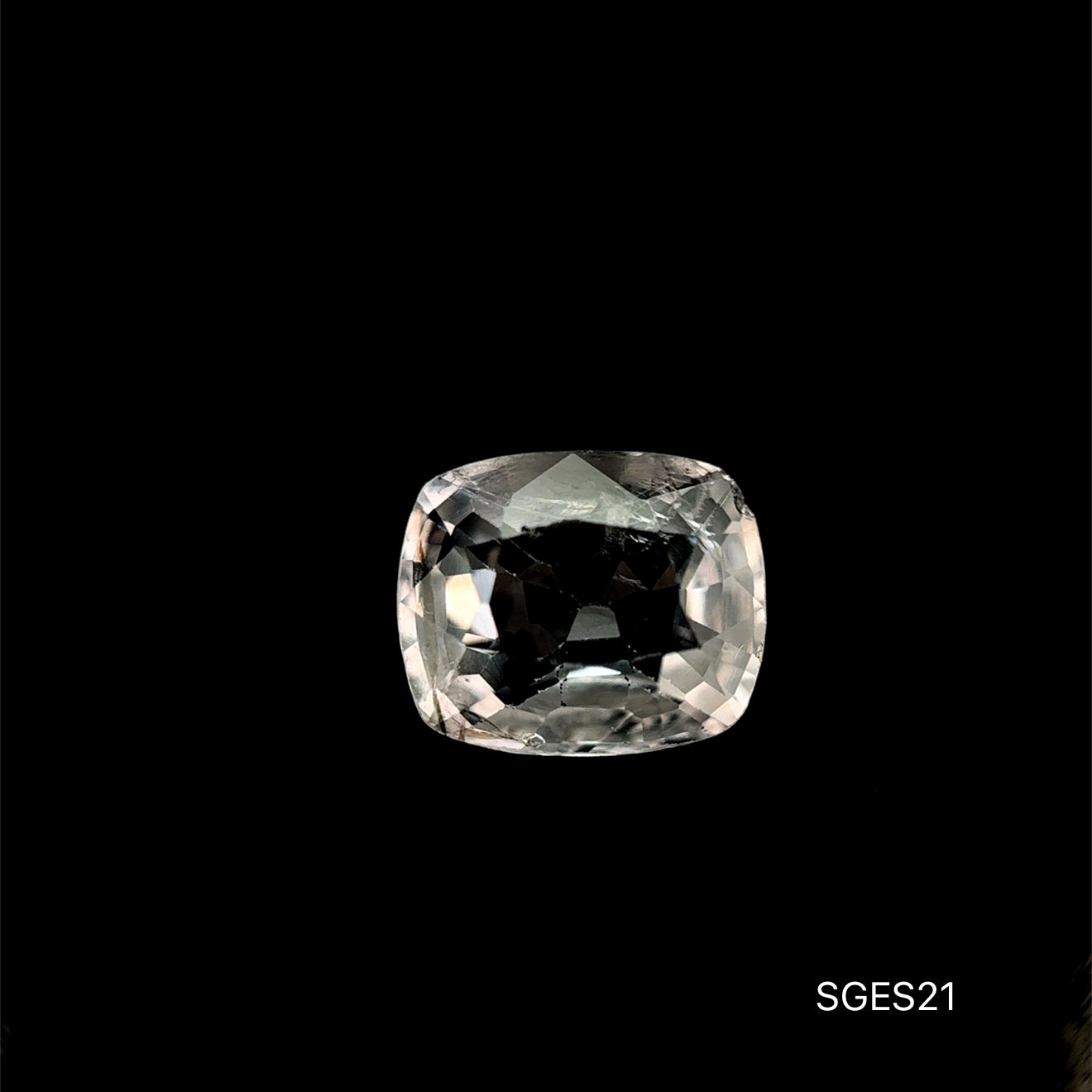 ESPINELA CORTE CUSHION 1.715 CTS 6.66 X 8 X 3.6 MM