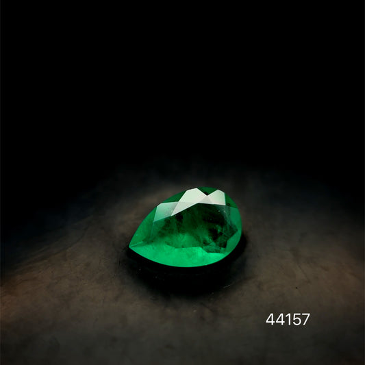 ESMERALDA CDTEC  PERA 0.75 CTS 8.43 X 5.73 MM