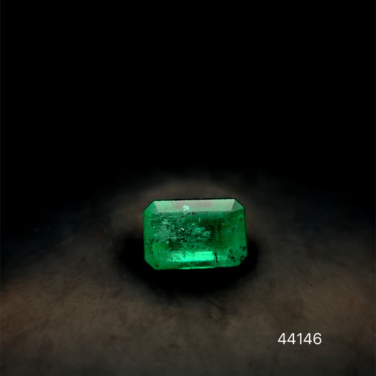 ESMERALDA CDTEC  0.80 CTS 6.75 X 4.58 MM