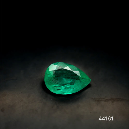 ESMERALDA CDTEC  PERA 1.10 CTS 9.26 X 6.52 MM