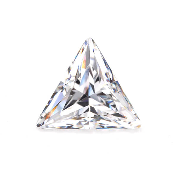 MOISSANITA TRIANGULO  DE 0.30 CTS A 5 CTS