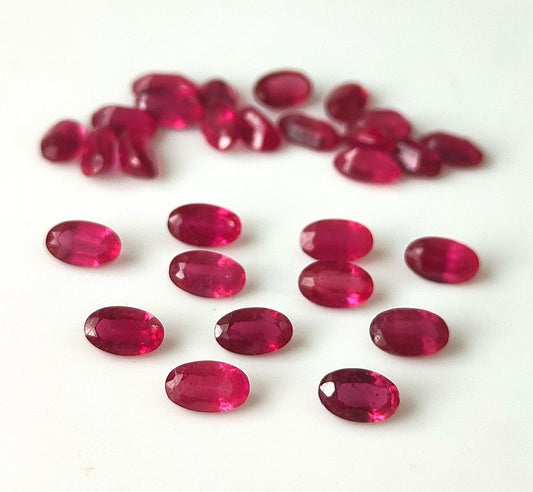 RUBI INDIA  CORTE OVAL 6X4 , 5 X7 , 6 X 8 , 5 X 4 MM